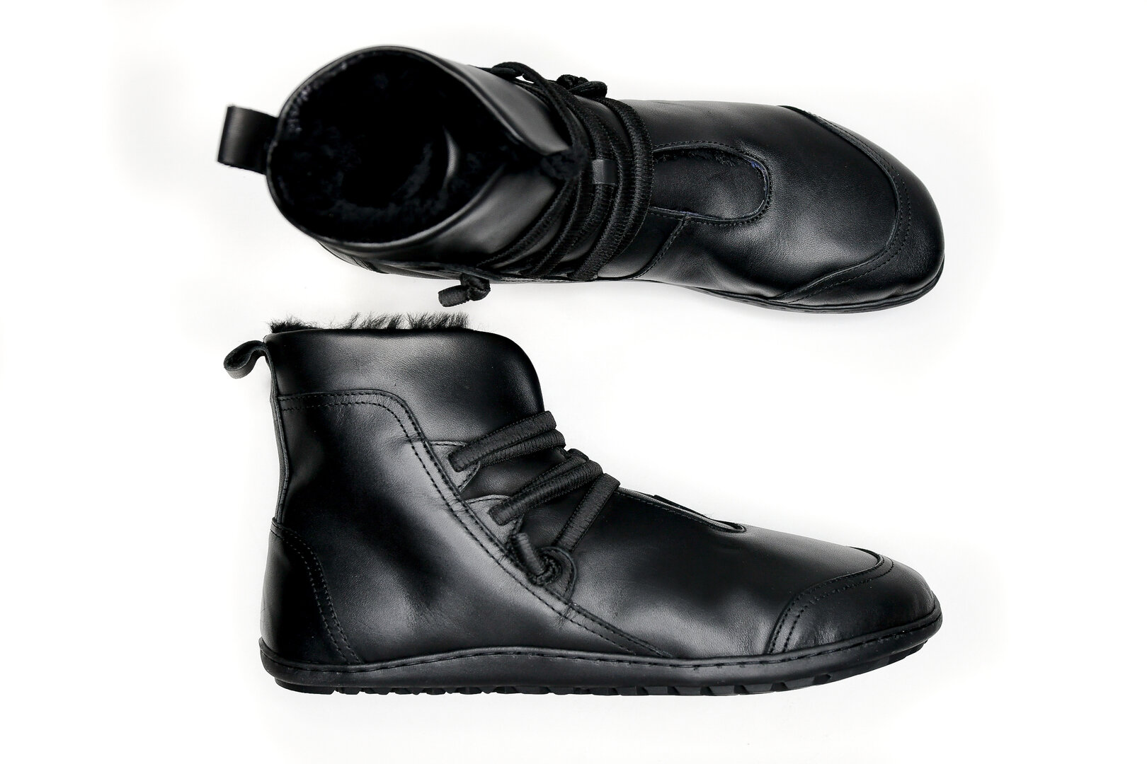 AUCKLAND NAPPA MUSTANG BLACK