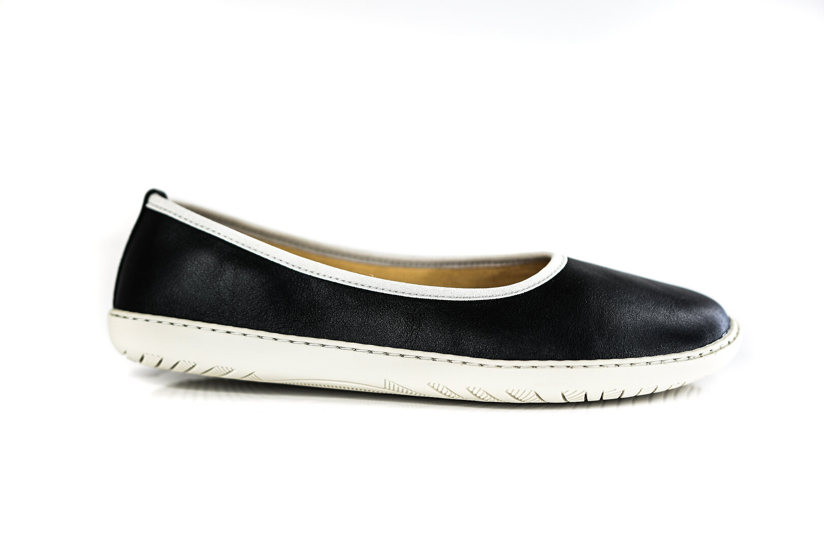 STANFORD SOFTY BLACK WHITE