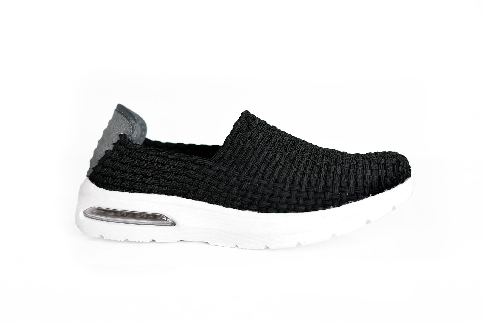 STRIKER ALL BLACK